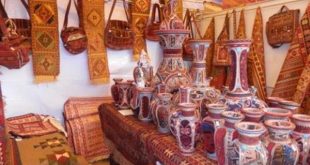 عرضه محصولات هنرمندان صنایع دستی بناب در دومین نمایشگاه صنایع دستی منطقه آزاد ارس - پایگاه خبری اخبار بناب شهرستان بناب