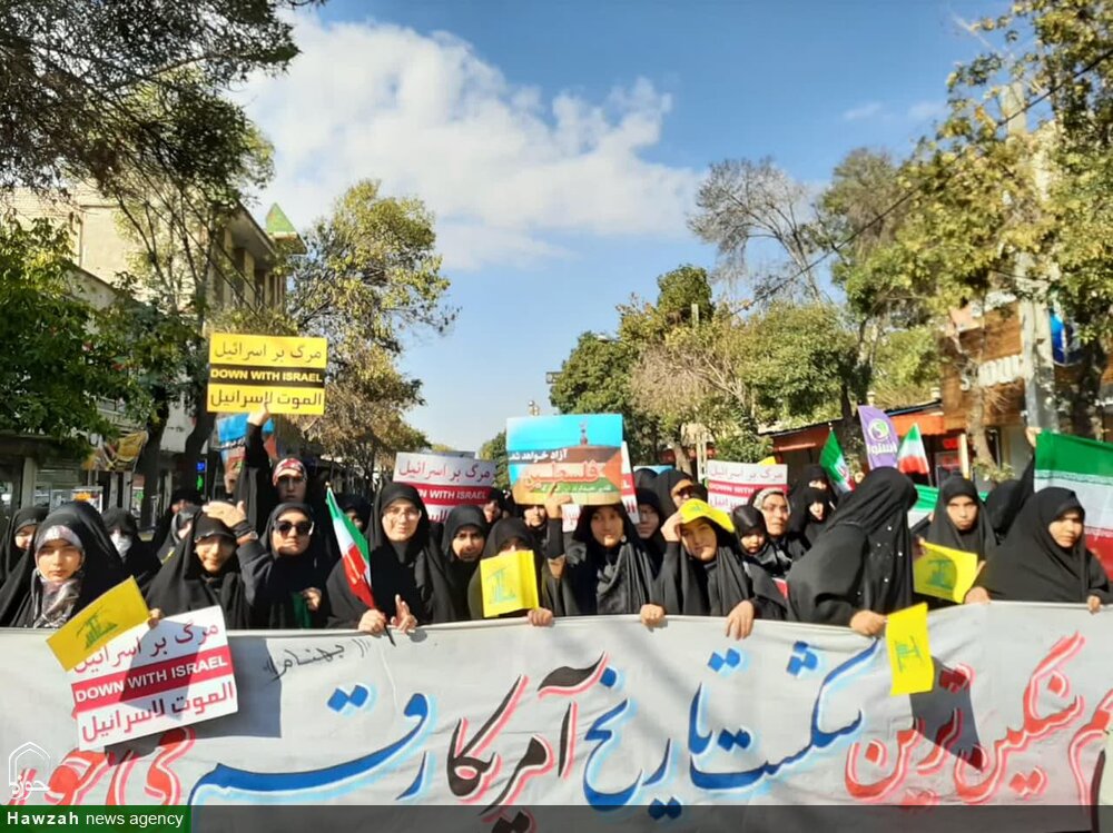 تجمع طلاب خواهر بناب در حمایت از مردم غزه
